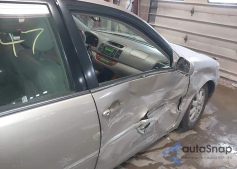 2004 Toyota Camry Xle V6 from USA, damaged, VIN 4T1BF30K44U586366